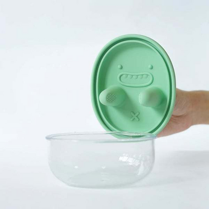 ComfortCornerUs™ TouchFree SnackGrip Silicone Container