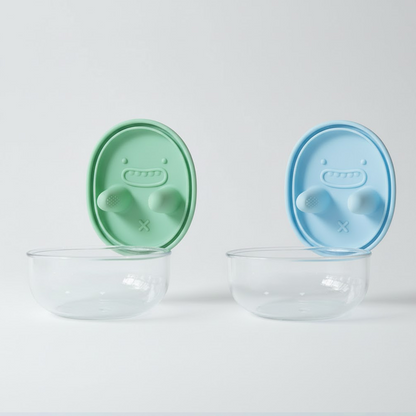 ComfortCornerUs™ TouchFree SnackGrip Silicone Container