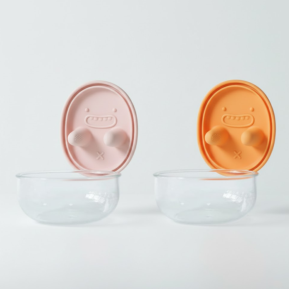 ComfortCornerUs™ TouchFree SnackGrip Silicone Container